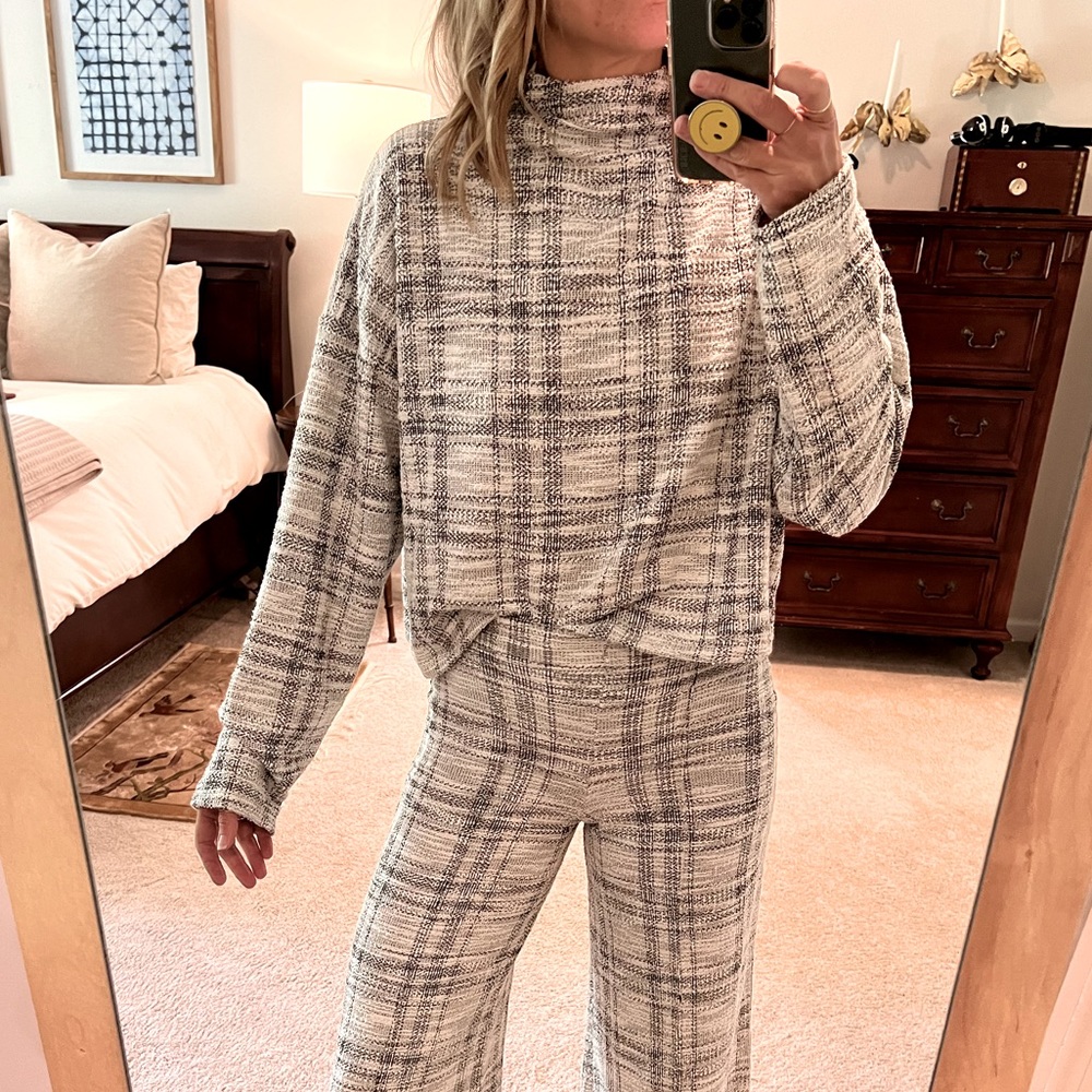 Ripley Rader Plaid Sweater (Retired Pattern)